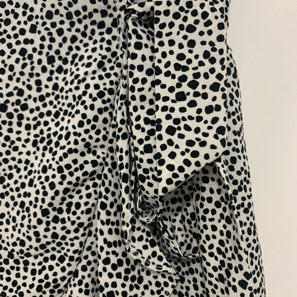 AVA Black & White Dalmatian Print Wrap Ruffle Skirt Cute Casual Party Skirt Sz 8 - Picture 4 of 7